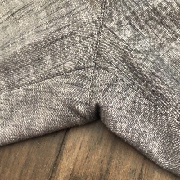 Plus size Larry Levine capris - Picture 8 of 8